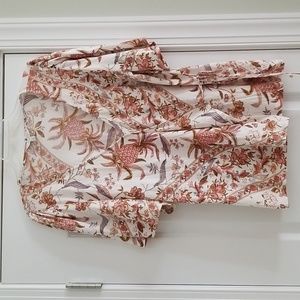 NWOT. Lucky Brand side tie wrap top. Side tie adjustable for perfect fit